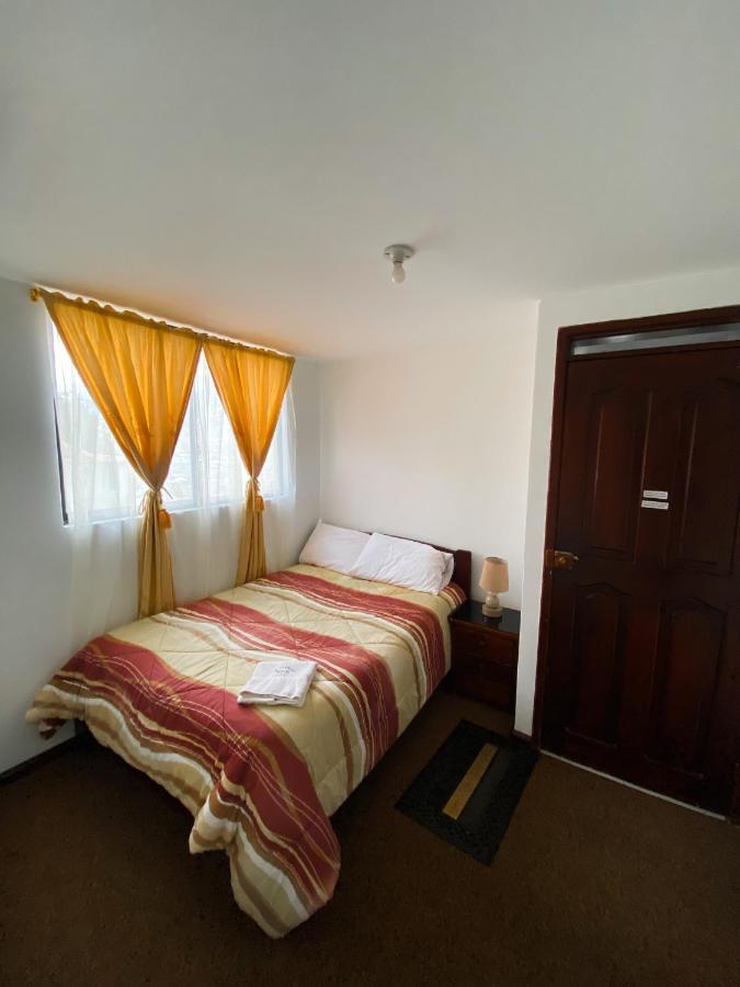 La Terraza - Roof Terrace Overlooking The North And Historic Centre Quito